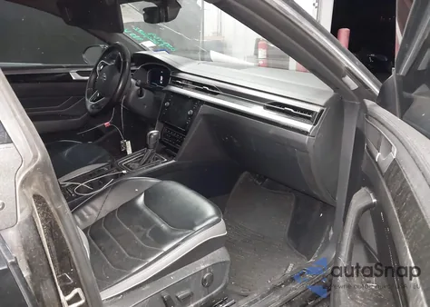 2023 Volkswagen Arteon 2.0T Sel R-Line z USA, uszkodzony, nr VIN WVWAR7AN8PE003237